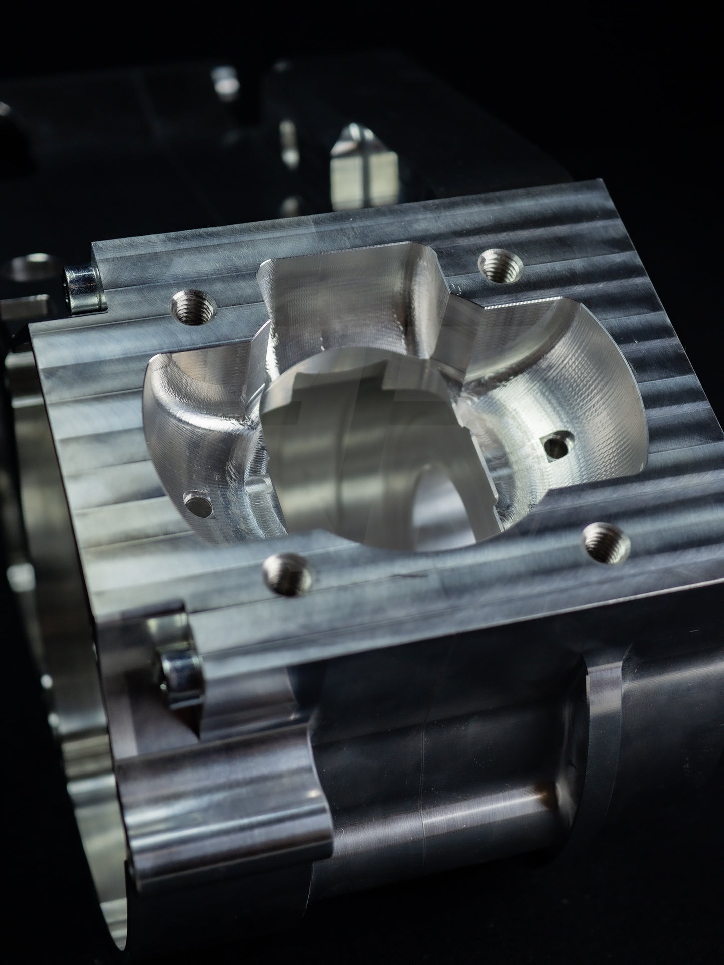 MTX 130 CNC Motorgehäuse
